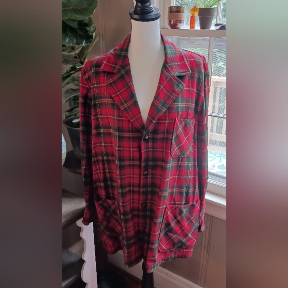 Vintage Pendleton Red Plaid Shacket Shirt/Jacket with Pockets Size L